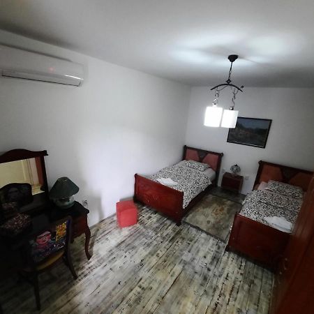 Apartments Mila ツェティニェ エクステリア 写真
